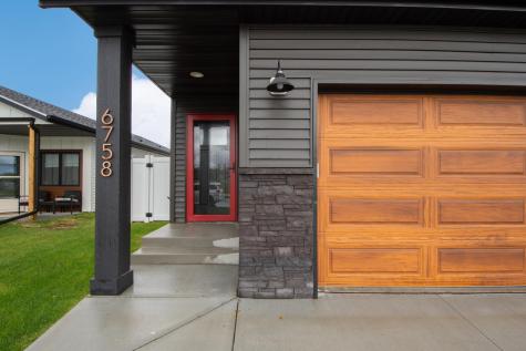 6758 68th Street S Horace ND 58047