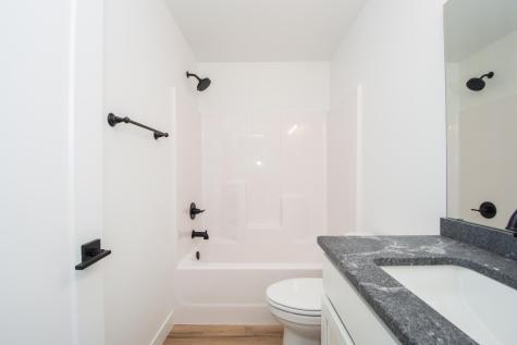 6758 68th Street S Horace ND 58047