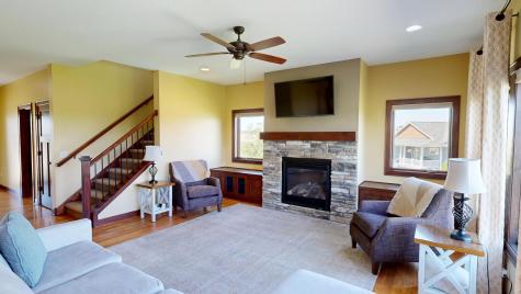 15315 Elm Court Faribault MN 55021