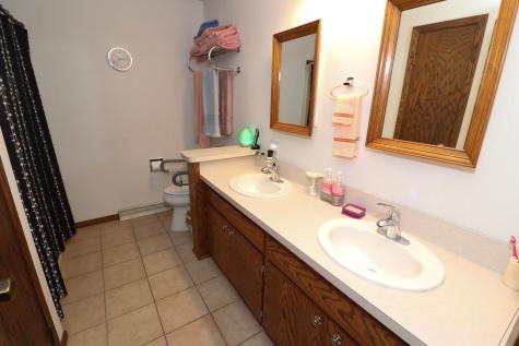 301 Sheyenne Drive Horace ND 58047