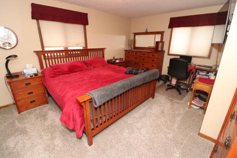 301 Sheyenne Drive Horace ND 58047