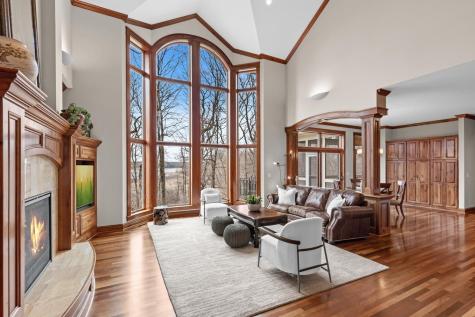 27665 Virginia Cove Excelsior MN 55331