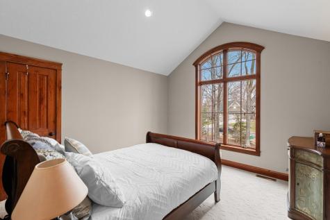 27665 Virginia Cove Excelsior MN 55331