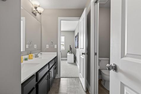 303 Primrose Path N Bayport MN 55003