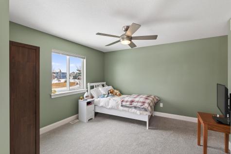 303 Primrose Path N Bayport MN 55003