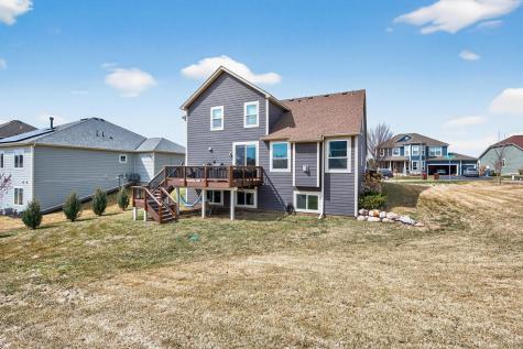 303 Primrose Path N Bayport MN 55003