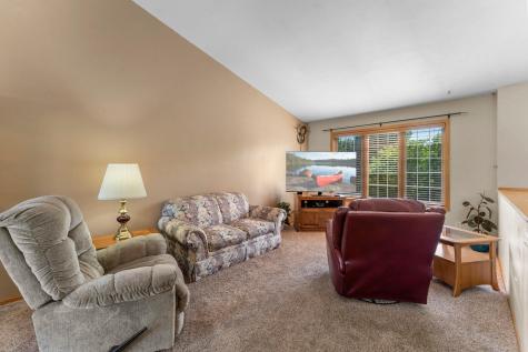 28359 Lakeside Way Lindstrom MN 55045