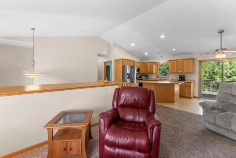 28359 Lakeside Way Lindstrom MN 55045