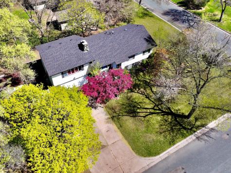 7640 Unity Avenue N Brooklyn Park MN 55443