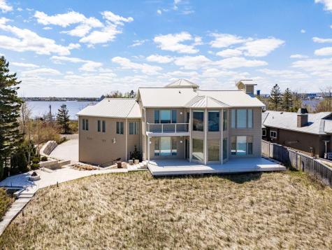 4202 Minnesota Avenue Duluth MN 55802