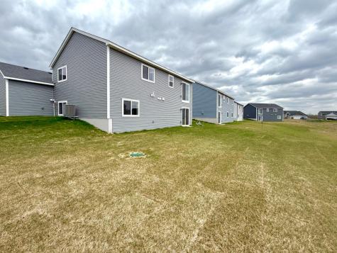 6673 Granby Street North Branch MN 55056