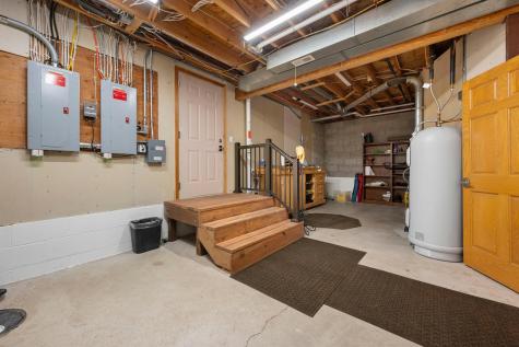 8325 Ox Yoke Circle Maple Plain MN 55359