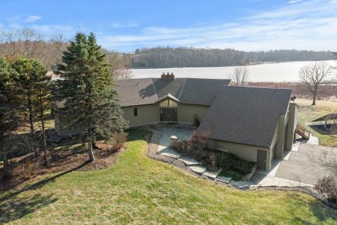 8325 Ox Yoke Circle Maple Plain MN 55359
