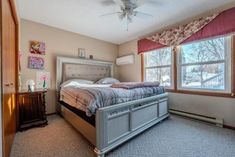 1128 19th Street N Moorhead MN 56560