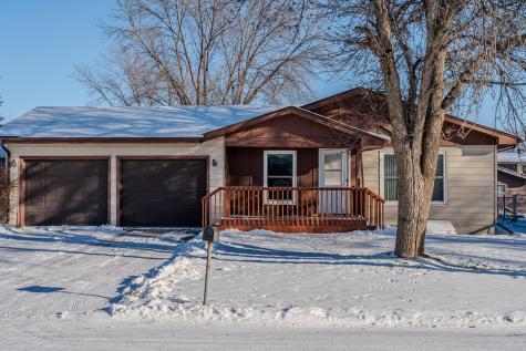 1128 19th Street N Moorhead MN 56560