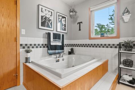 2001 Ridgewood Drive NW Alexandria MN 56308