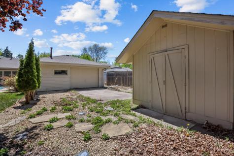 2841 115th Lane NW Coon Rapids MN 55433