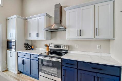 1154 60th Avenue W West Fargo ND 58078