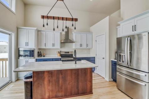 1154 60th Avenue W West Fargo ND 58078