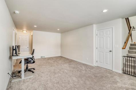 1154 60th Avenue W West Fargo ND 58078