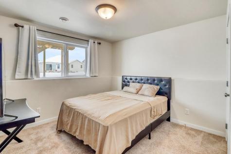1154 60th Avenue W West Fargo ND 58078