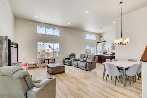 1154 60th Avenue W West Fargo ND 58078