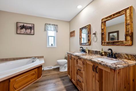 N3474 Fenander Road Sarona WI 54870