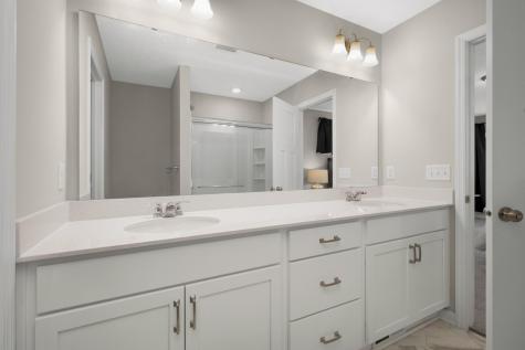 7672 Cruise Way Inver Grove Heights MN 55076