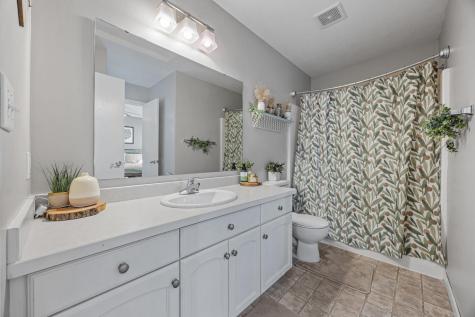 4534 Westport Parkway West Fargo ND 58078