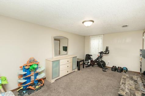 1337 4th Avenue S Moorhead MN 56560