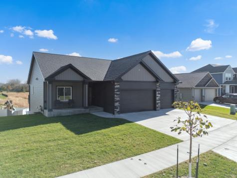 1962 Hadley Hills Drive NE Rochester MN 55906