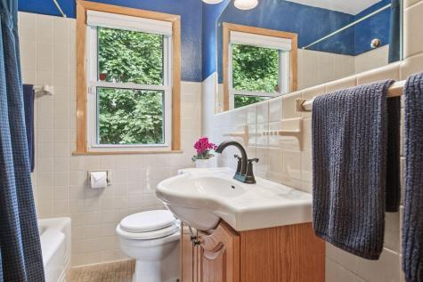 3525 Orchard Avenue N Crystal MN 55422
