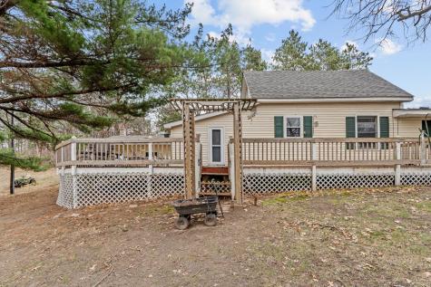 815 333rd Avenue NE Cambridge MN 55008
