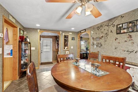815 333rd Avenue NE Cambridge MN 55008