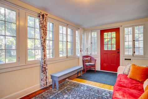 1933 E River Terrace Minneapolis MN 55414