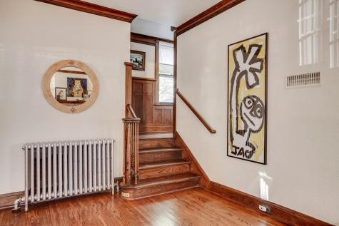 1933 E River Terrace Minneapolis MN 55414