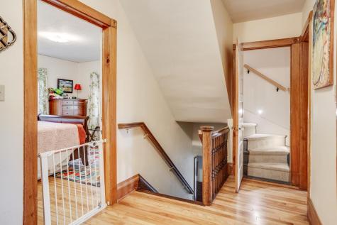 1933 E River Terrace Minneapolis MN 55414
