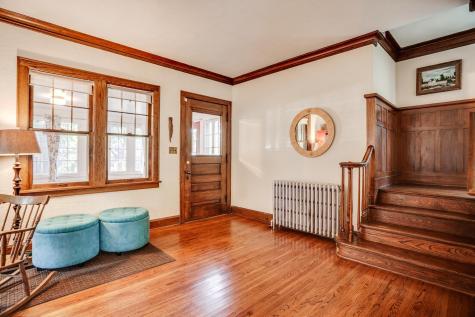 1933 E River Terrace Minneapolis MN 55414
