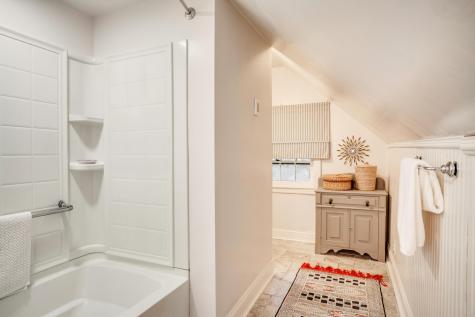 1933 E River Terrace Minneapolis MN 55414