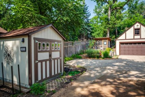 1933 E River Terrace Minneapolis MN 55414