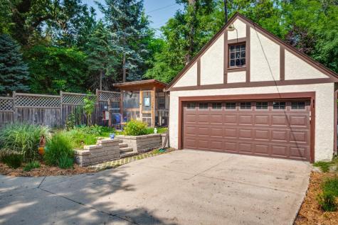 1933 E River Terrace Minneapolis MN 55414
