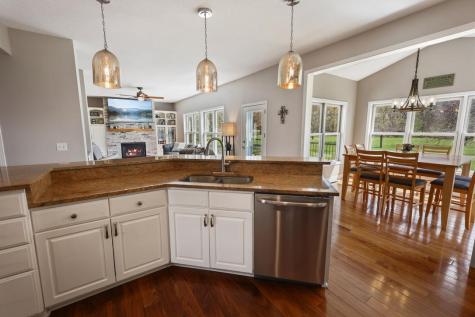 2512 Walden Way Saint Cloud MN 56301