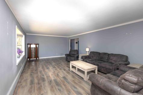 702 3rd Avenue SE Barnesville MN 56514