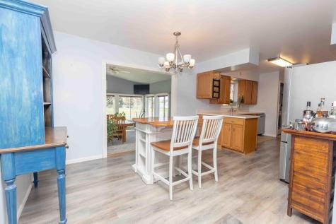 702 3rd Avenue SE Barnesville MN 56514