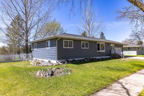 702 3rd Avenue SE Barnesville MN 56514