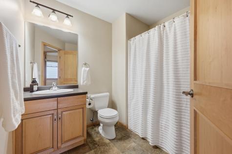 4875 43rd Street S Fargo ND 58104
