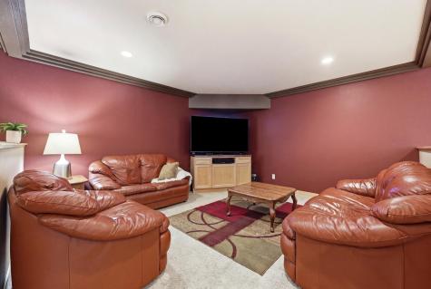 4875 43rd Street S Fargo ND 58104