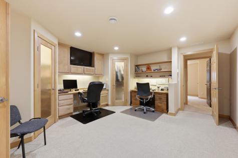 4875 43rd Street S Fargo ND 58104