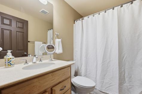4875 43rd Street S Fargo ND 58104