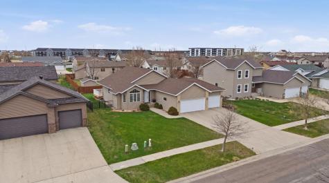 4875 43rd Street S Fargo ND 58104